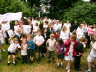 wide angle crowd at folly jpg